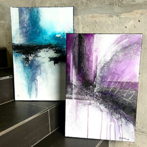 Zwei fertige Kunstwerke des Struktur trifft Farbe Workshop 2.0